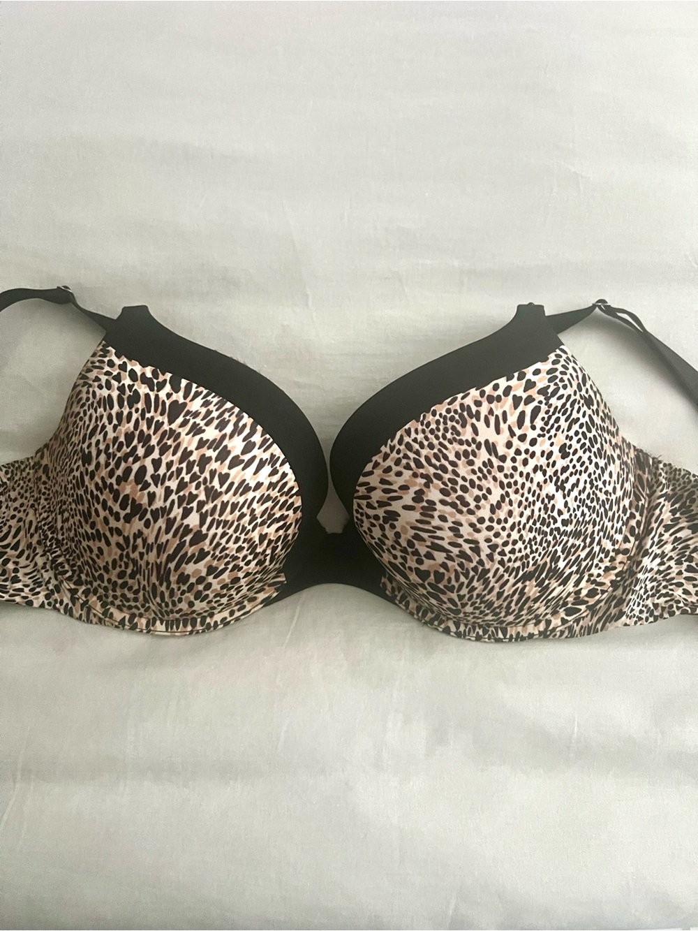 Victoria's Secret Leopard Print Push-Up Bra in Black and Tan
